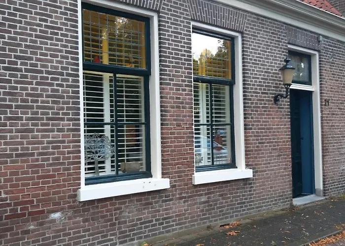 Tante Roosje Bed & Breakfast 3*