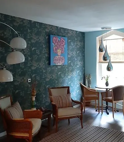 Bed & Breakfast Tante Roosje 3*