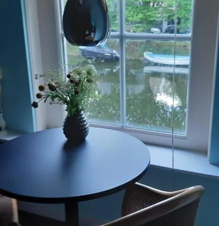 לינה וארוחת בוקר Tante Roosje אנקהאוזן